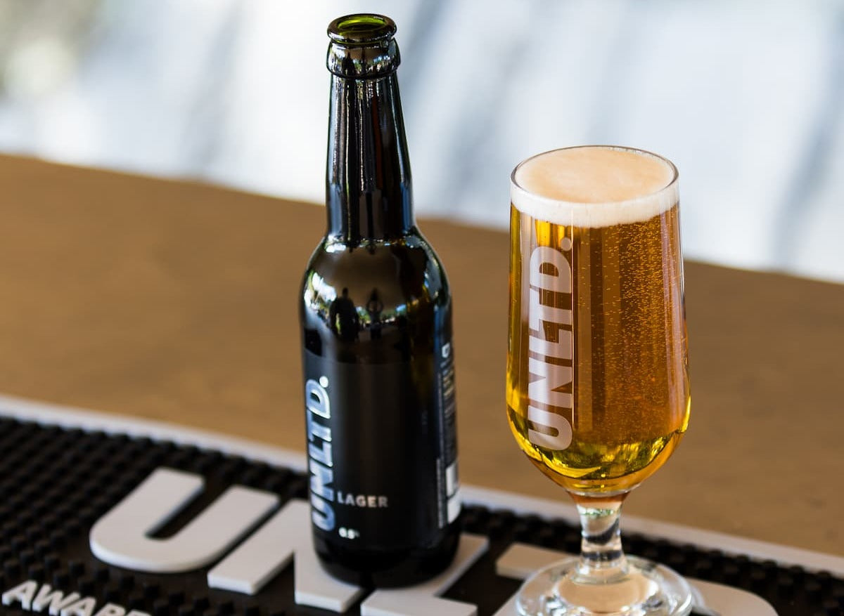 Are There Carbs in Non-Alcoholic Beer?